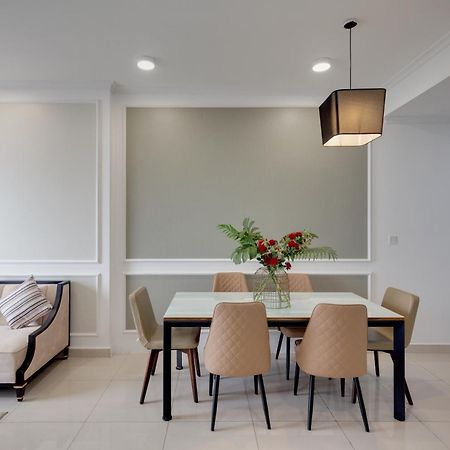 Smile Home Tresor Apartment - Modern Comfortable ホーチミン市 エクステリア 写真